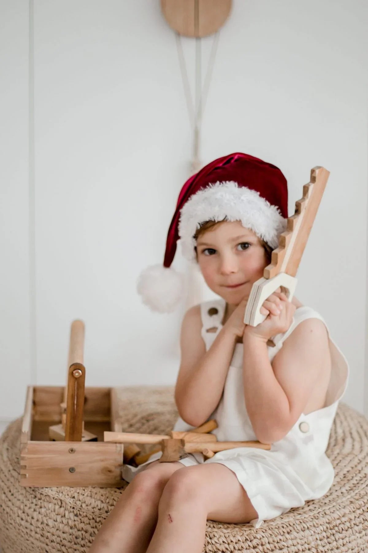 QToys Australia (USA) WOODEN TOOL SET